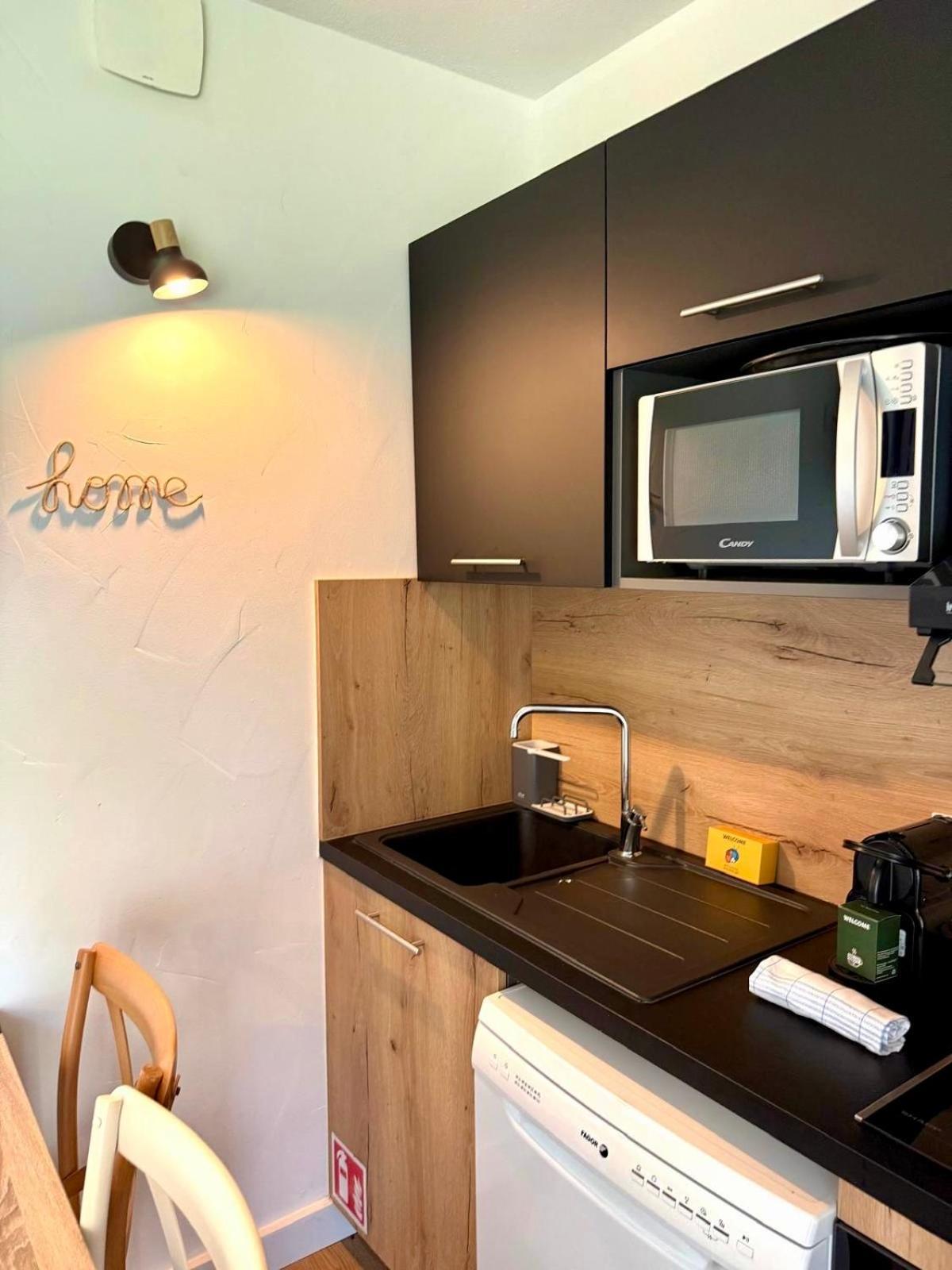 Cala Rossa By Sarai, Apt T2 4 Personnes, Dans Residence Hoteliere Avec Piscine Леччи Екстериор снимка